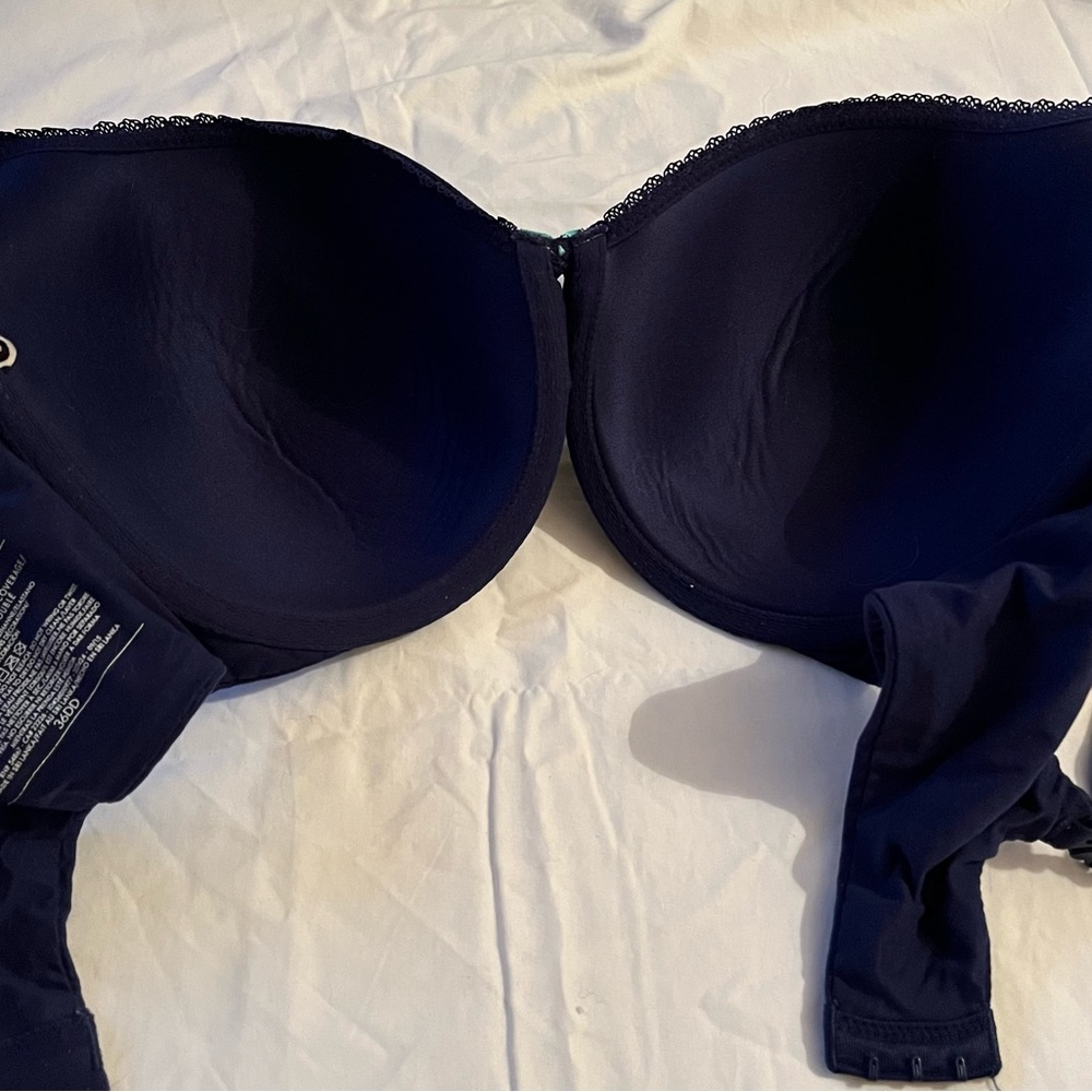 Body by Victoria Bra - Picture 2 of 3